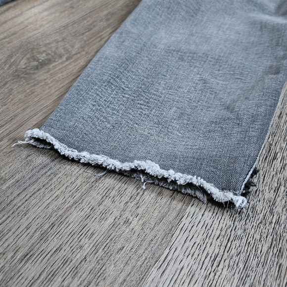 SEVEN 7 Jeans Womens Size 10 Straight Leg Pants Distressed Black Denim Seven7 - Picture 5 of 12